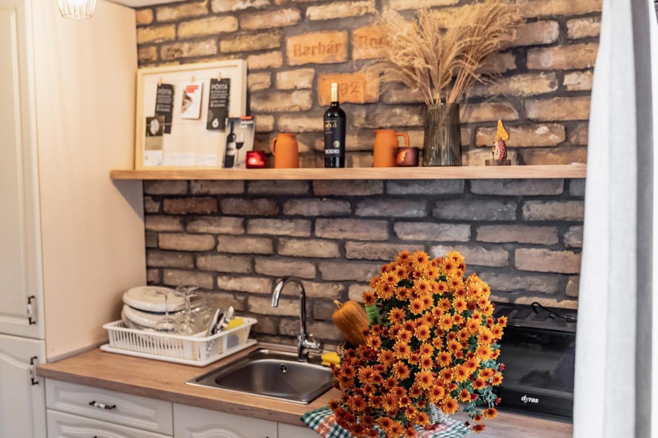 Apartment Barbar Borbar Szekszard